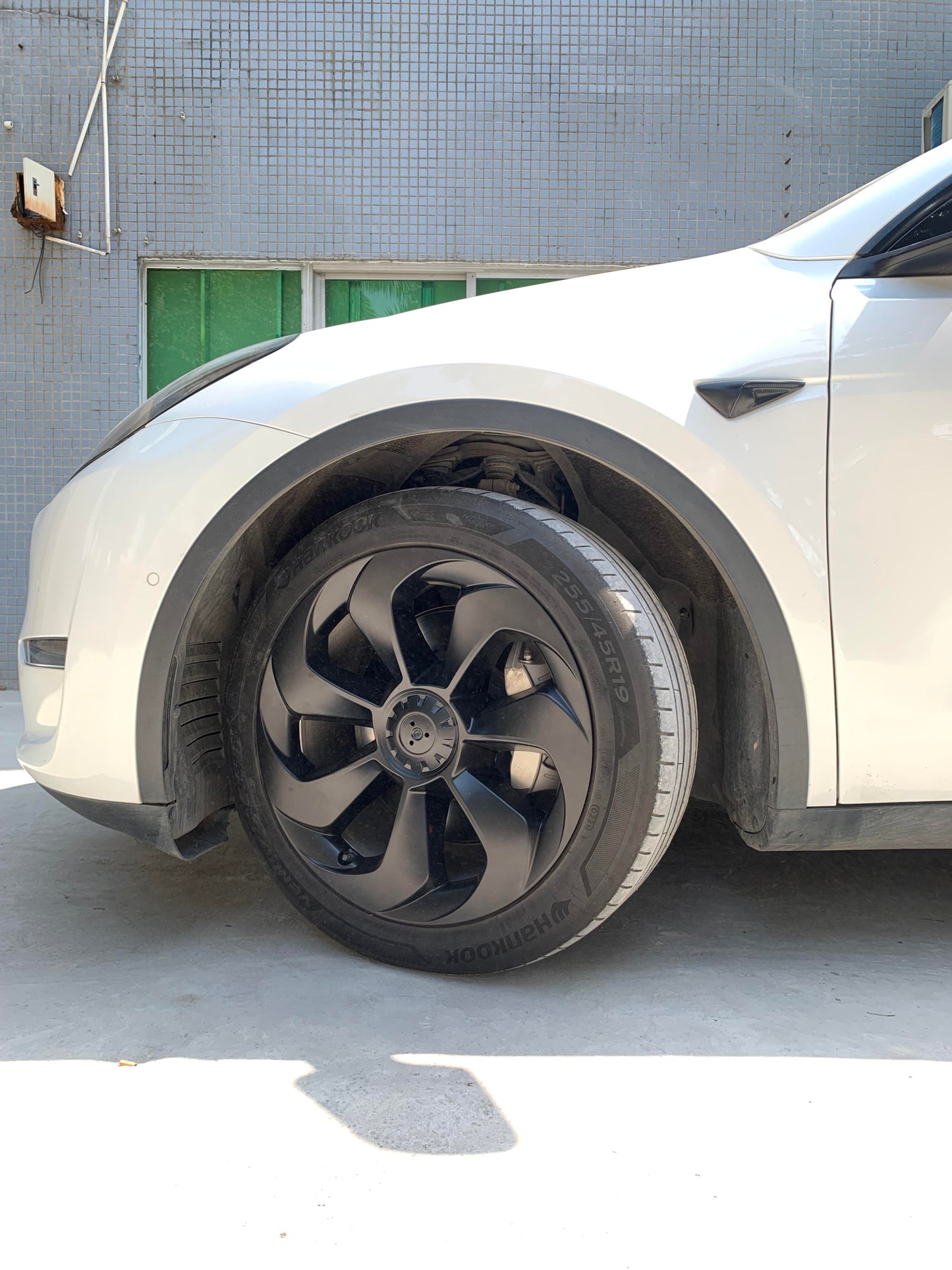 Tesla Model Y 19" Aero Wheel Covers Blade Style Hubcap Replacement
