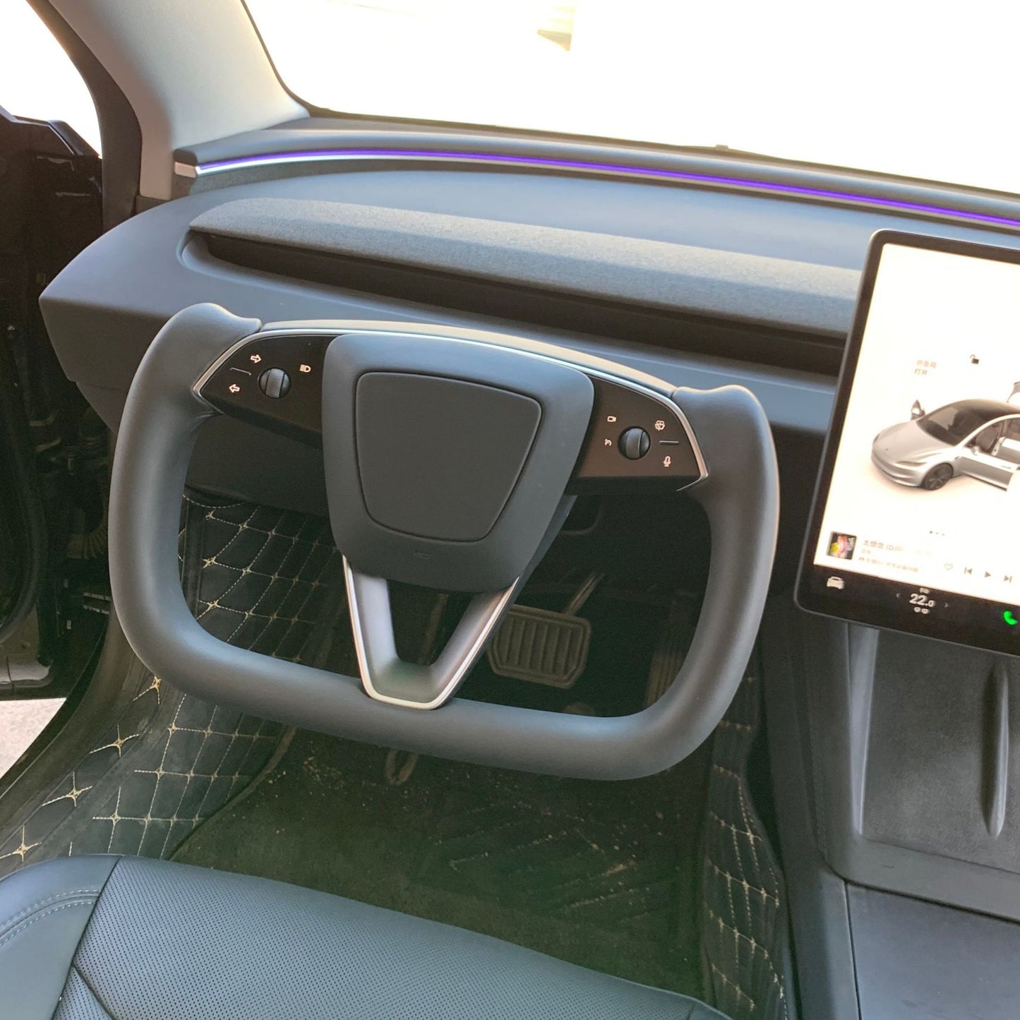 Tesla Model 3 Highland Yoke Steering Wheel Upgrade